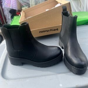 Dirty Laundry Black Chelsea Boots